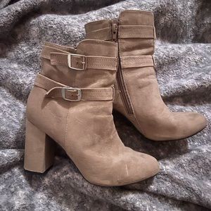 Brown zip up heeled boots